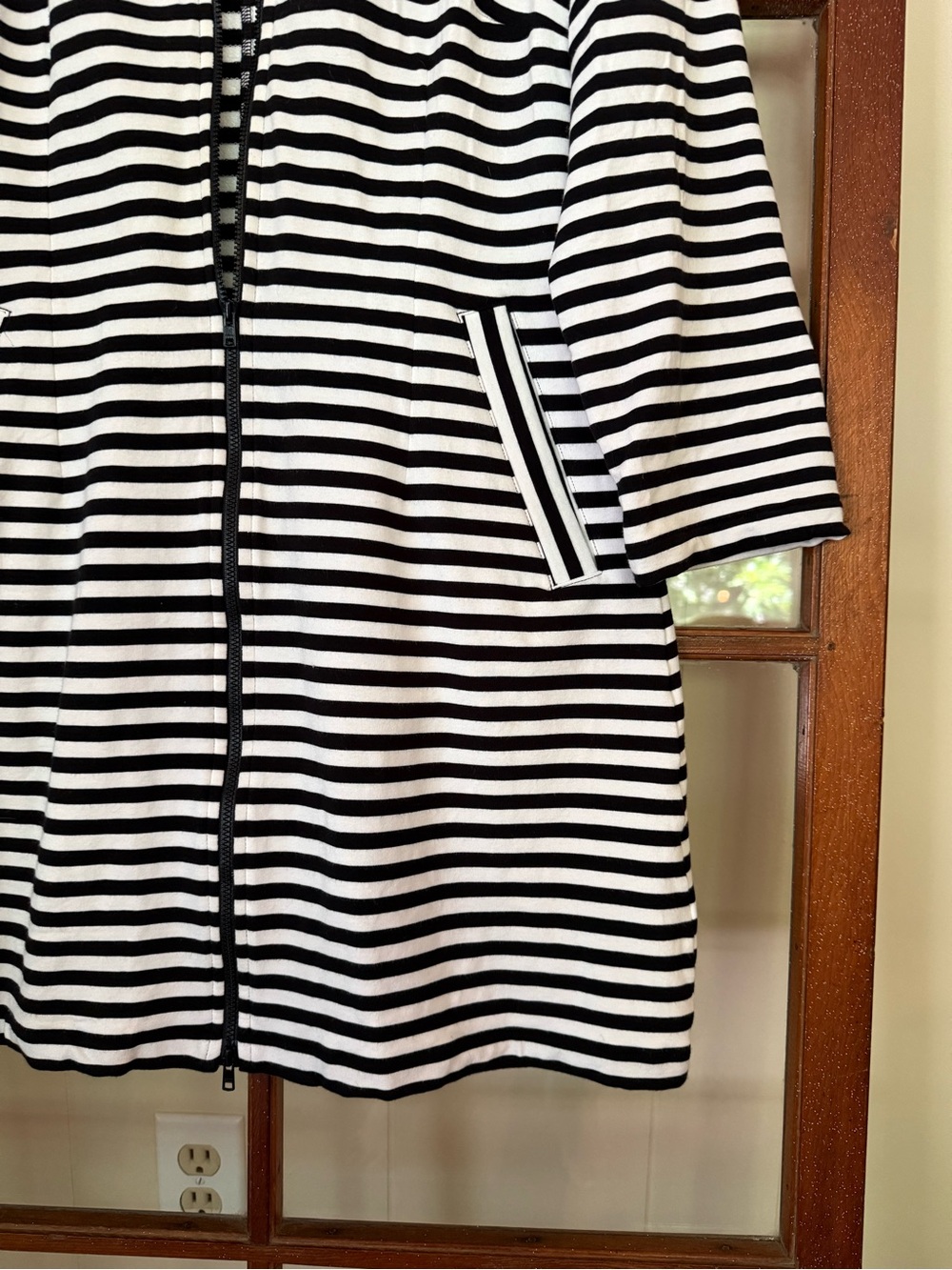 Cabi Byline Jacket #5851 Black White Striped Collar Zip Front Spring 21 - Medium - Picture 6 of 9